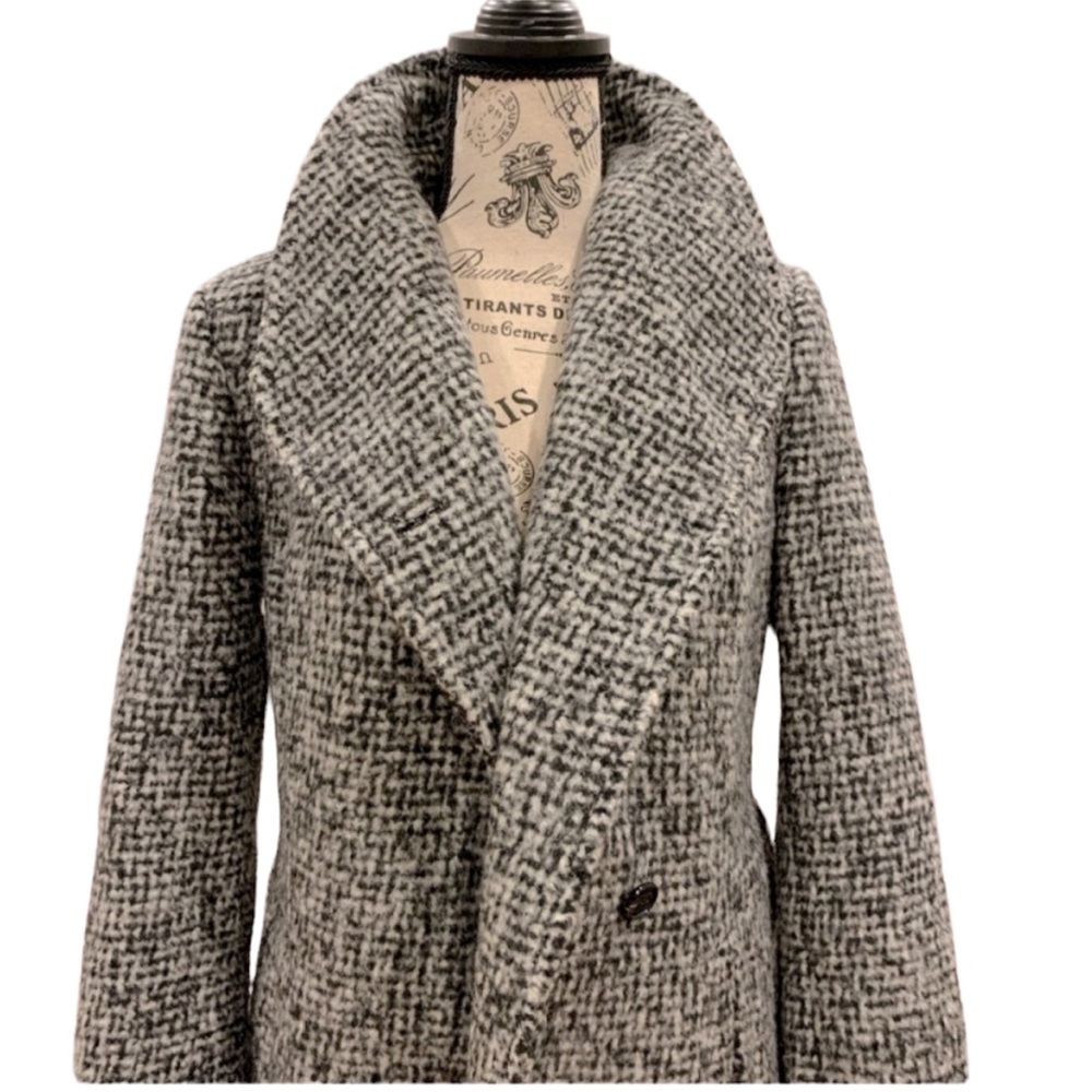 Cole Haan Signature Overcoat shawl collared belted wool blend coat size 8